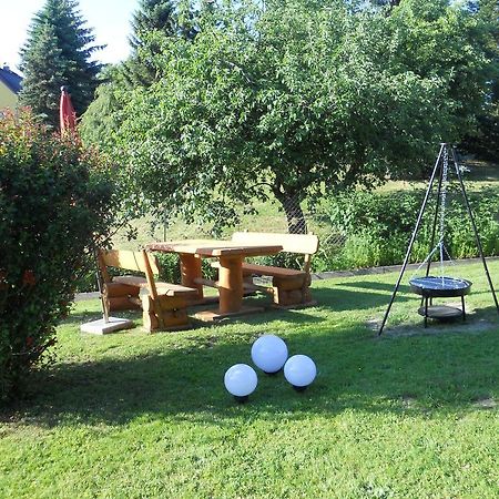 Ferienhaus Zittau Oberlausitz & Ferienwohnung Am Hamann Berg 外观 照片
