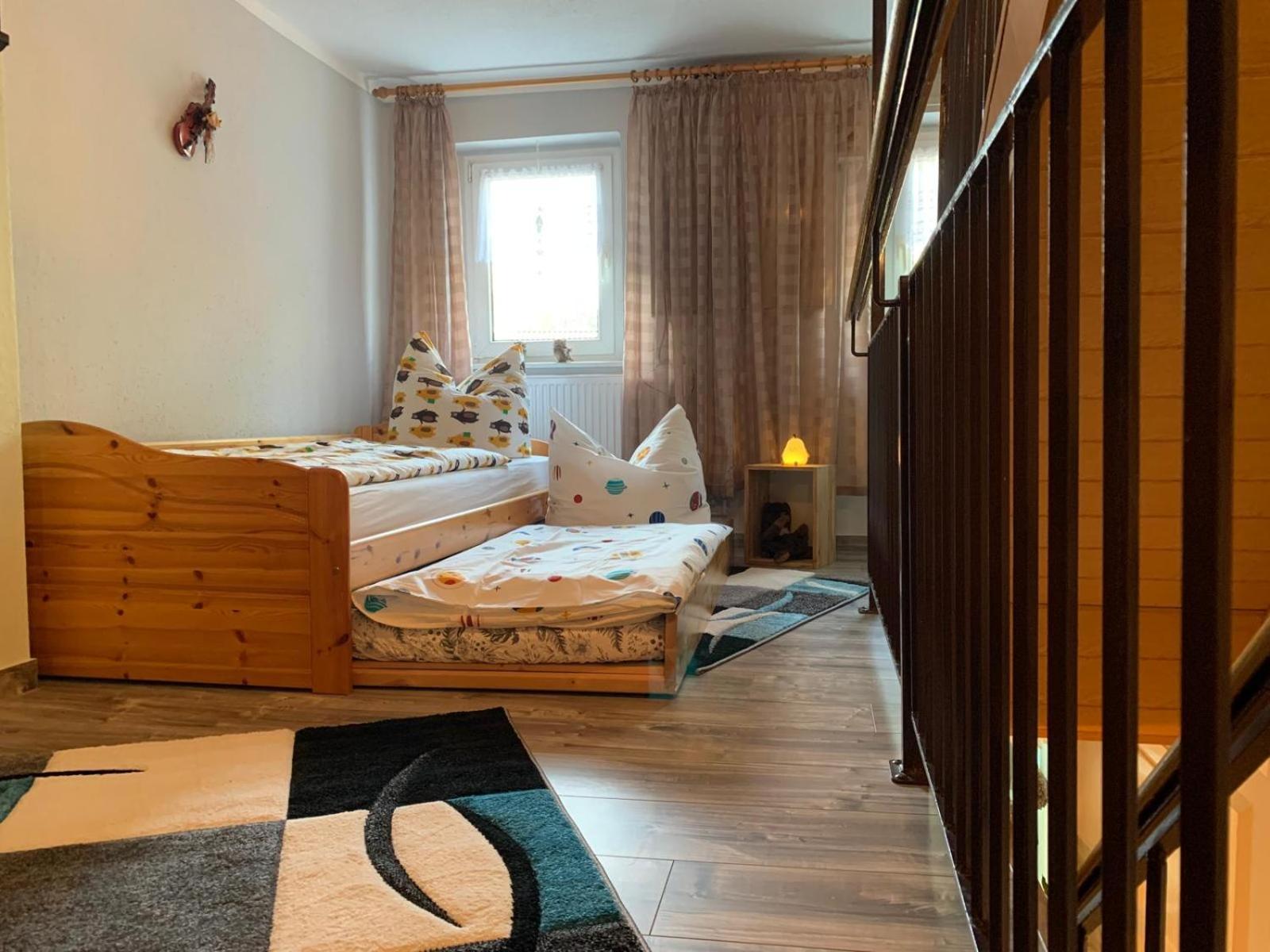 Ferienhaus Zittau Oberlausitz & Ferienwohnung Am Hamann Berg 外观 照片